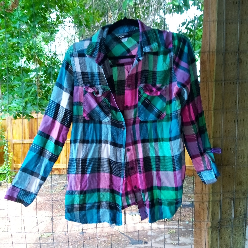 BDG women's plaid cardigan!